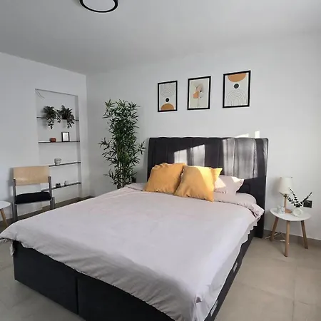 Tamy * 克拉古耶瓦茨